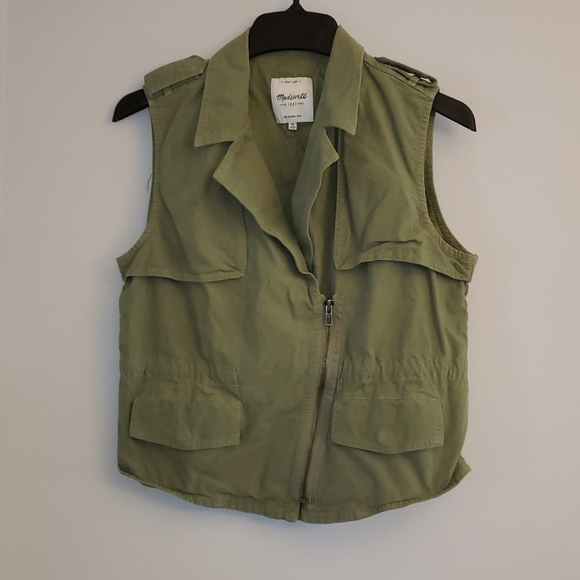Madewell Jackets & Blazers - Madewell Green Utility Safari Style Vest sz. M